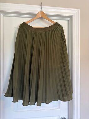 Olive Green Pleated Midi Skirt